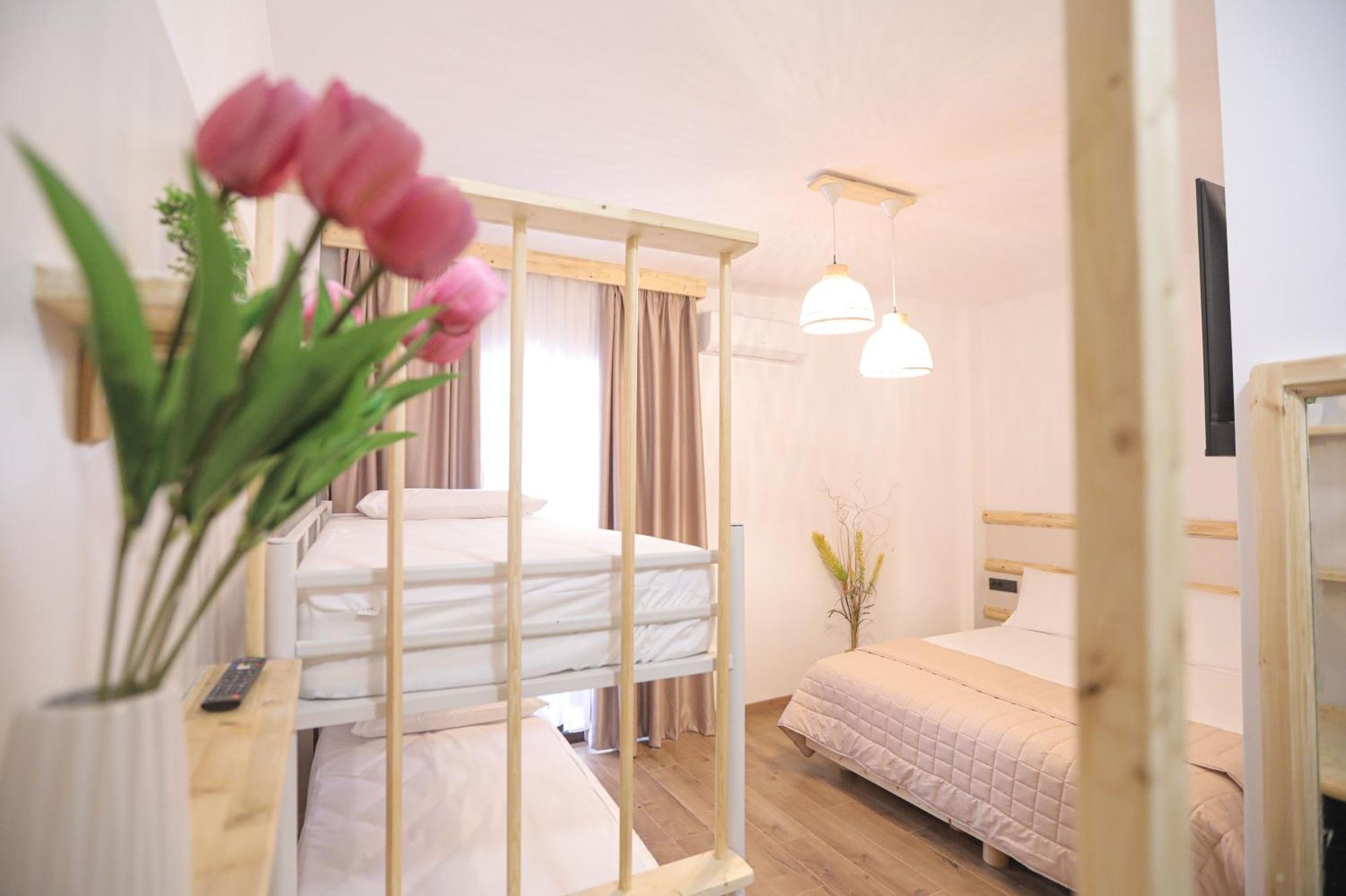 Nidum Harmony Bed & Breakfast Tirana Exterior photo