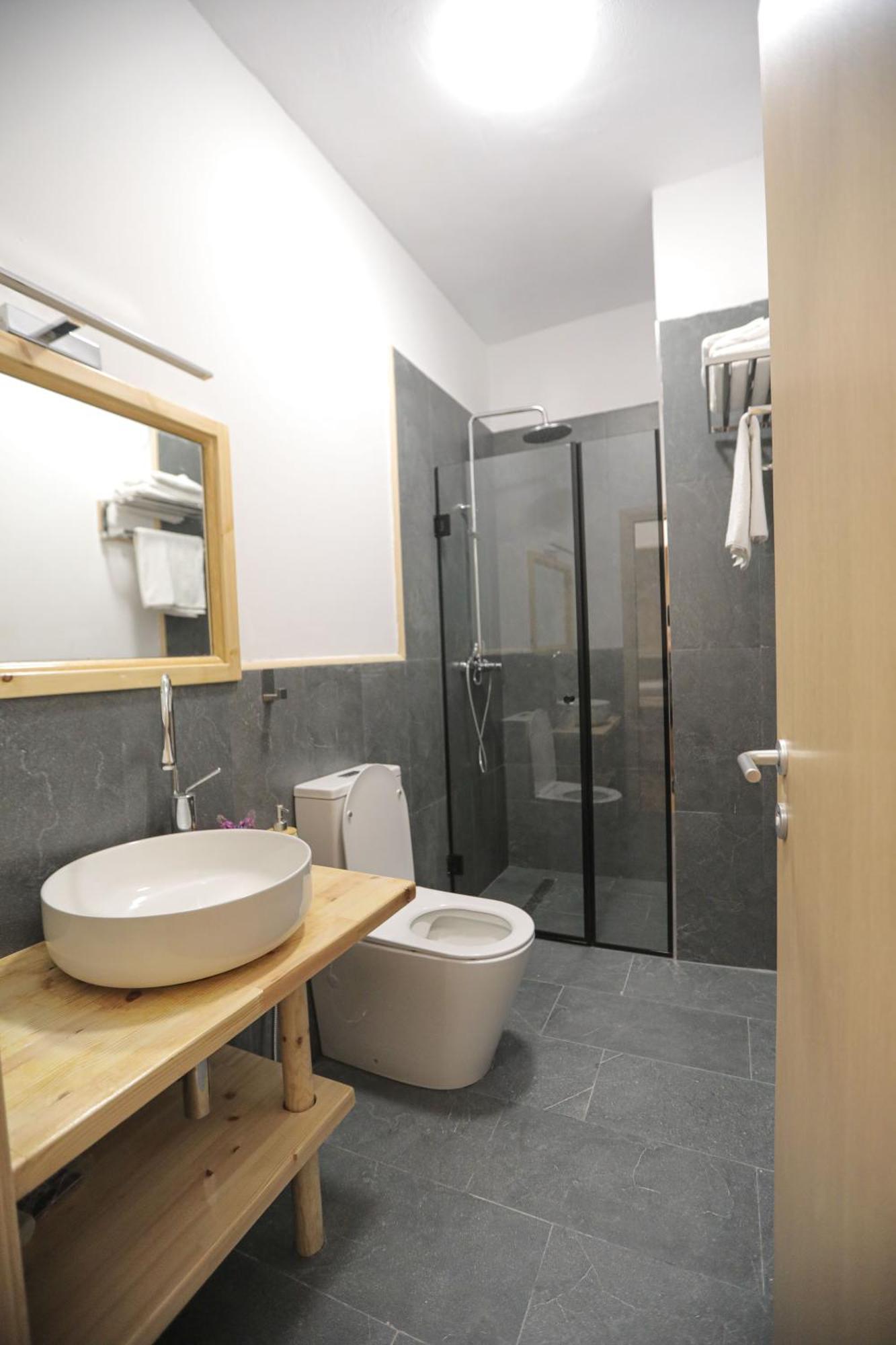 Nidum Harmony Bed & Breakfast Tirana Exterior photo